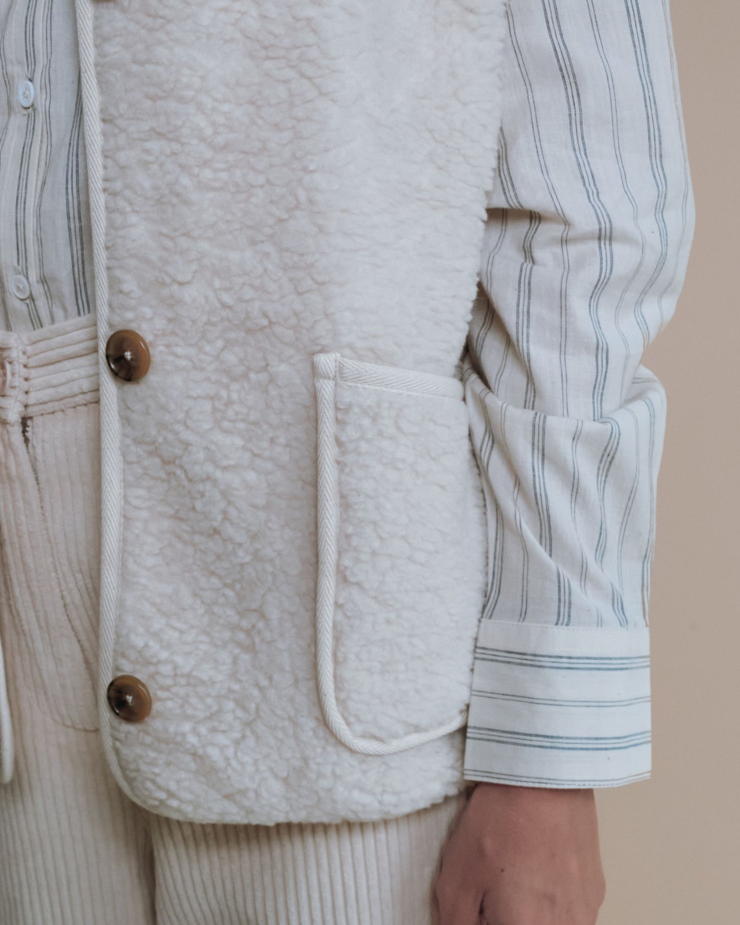 Veste sans manches à capuche - Moumoute écru