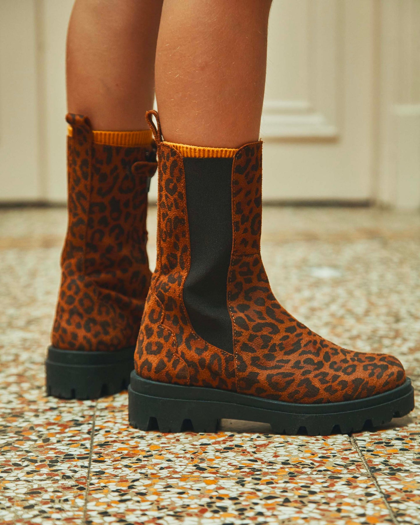Girls' brown leopard leather boots