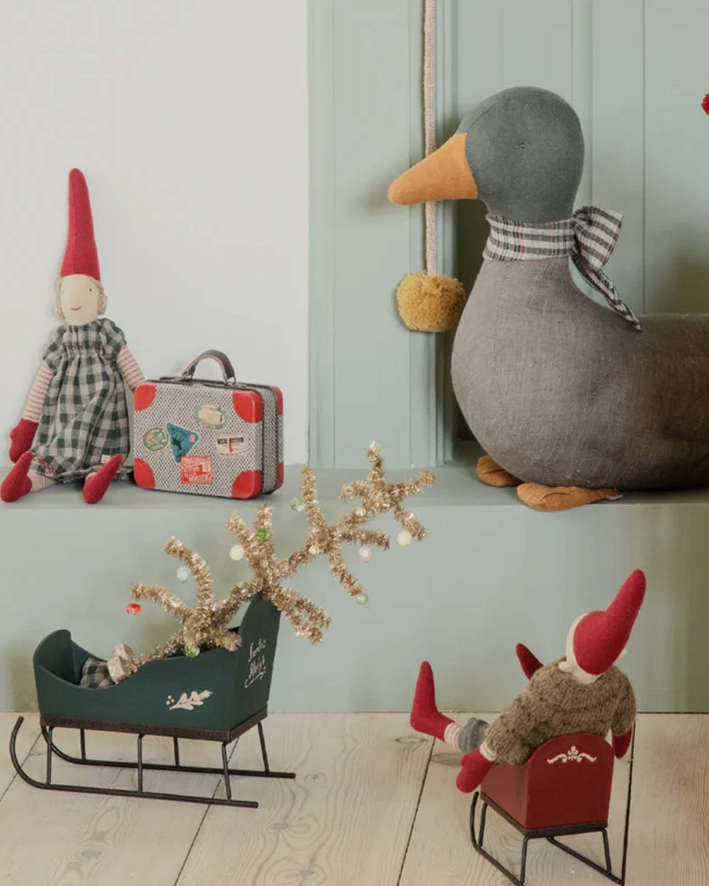 Red sleigh 12 cm - Maileg