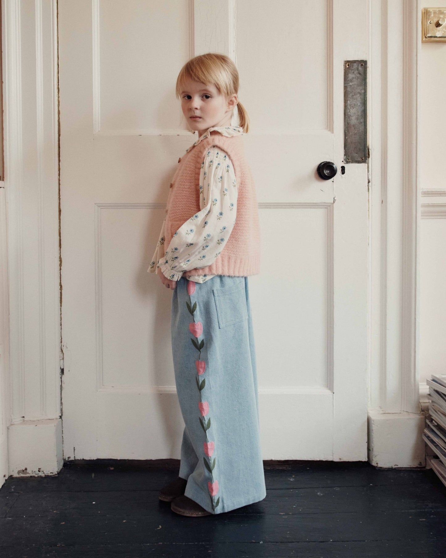 Pantalon - Tulipes brodées denim light